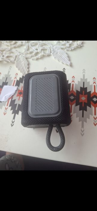 Ca nouo se vinde jbl boxa