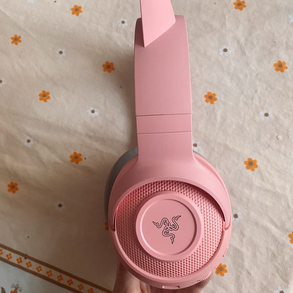 Гейминг слушалки Razer Kraken BT Kitty Edition