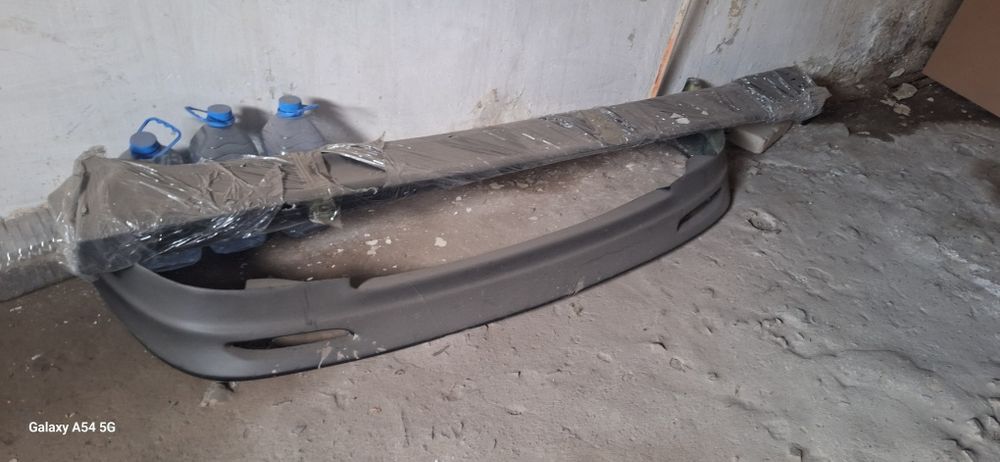 Продам новый обвес на Марк2 90 кузов.