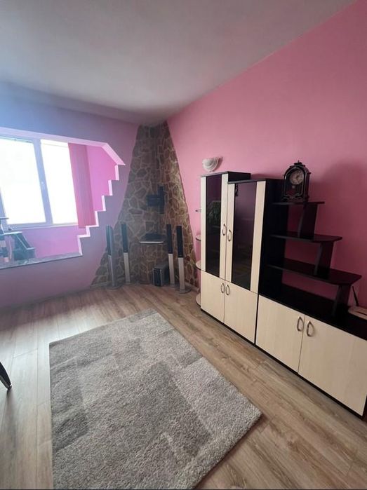 Дава се под наем Тристаен апартамент в София, Захарна фабрика - 78 кв.м за 700 € - Снимка #1