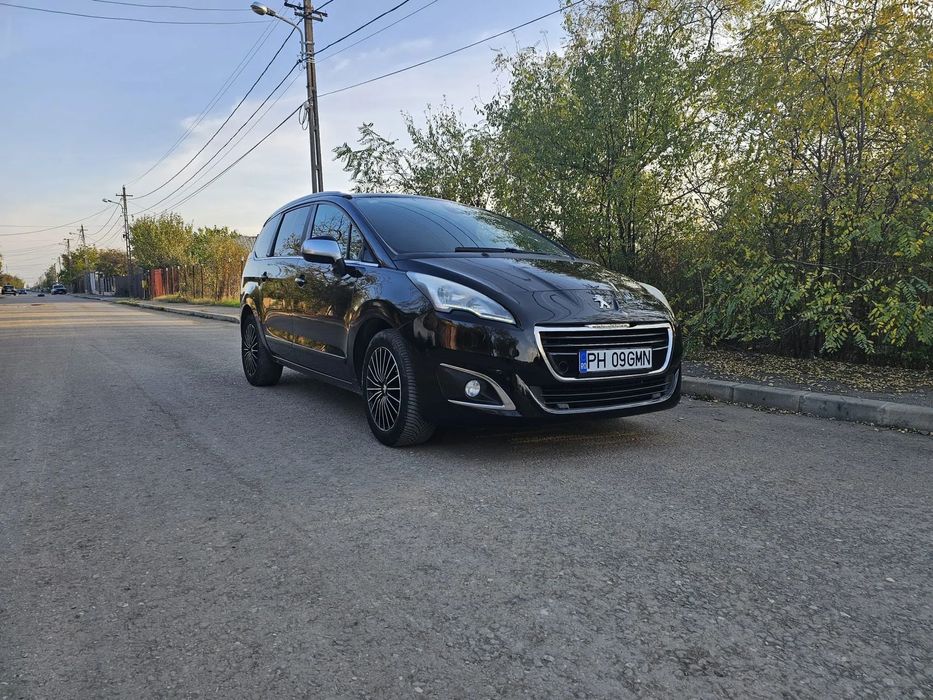 Peugeot 5008 Peugeot 5008 din 2016 motor 1.6 DIESEL Euro 6