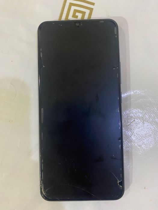 Продам Vivo Y55 в хорошем состоянии