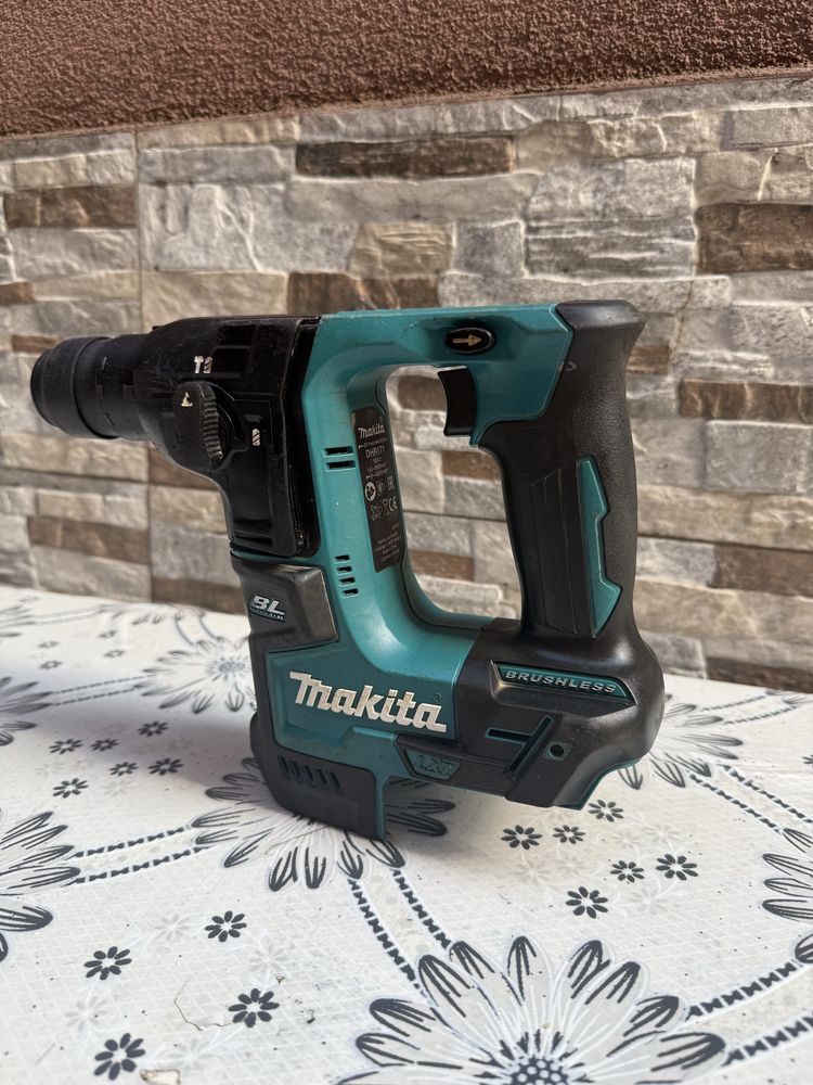 Акумулаторен перфоратор Makita