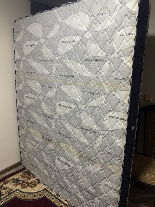 Кроват продается Срочно !