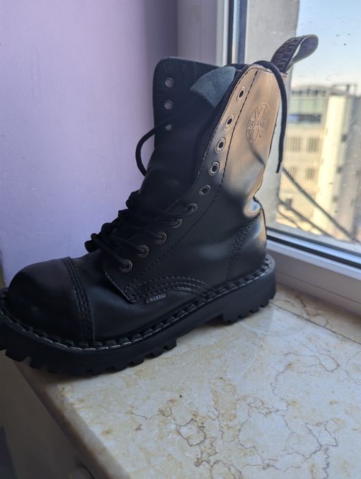 Bocanci Steel 10 inele nr 39 negri din piele