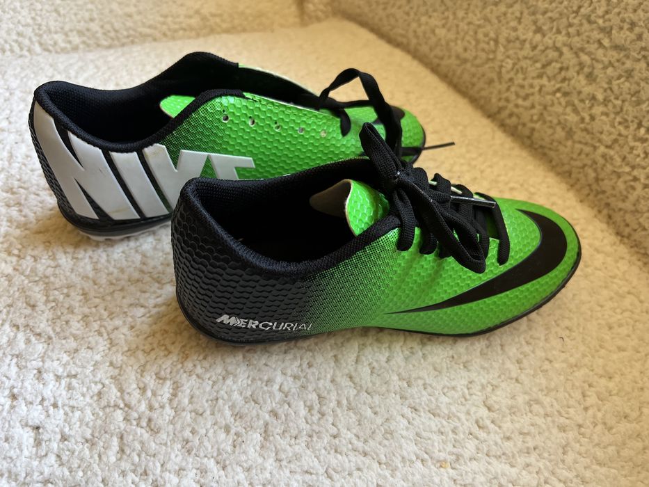 Adidasi Nike de sintetic marimea  37 Noi