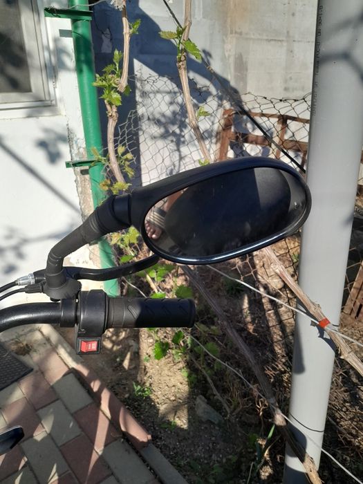 Scuter da vânzare nou cu pedale electric