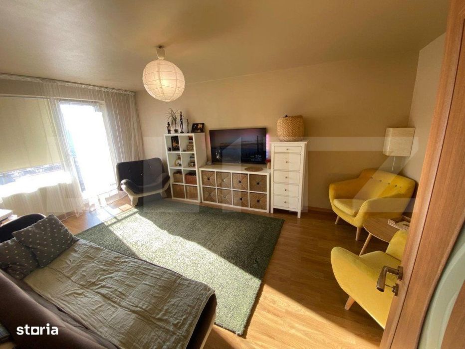 Apartament 4 camere, decomandat, 95mp, complet mobilat si utilat,in zo