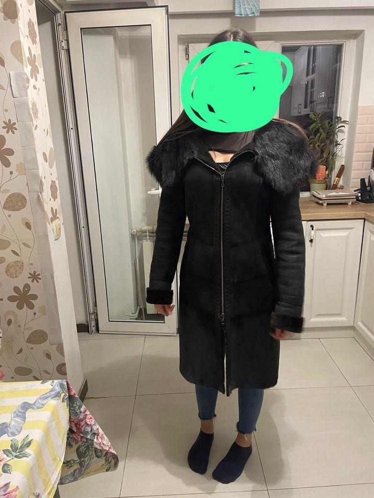 Vand haina de piele naturala de miel stil cojoc