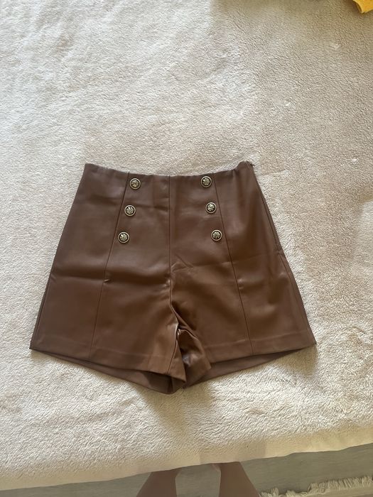 Кожаные шорты новые