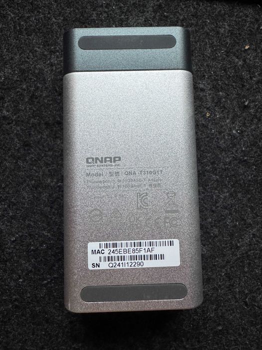 Se vinde QNAP - QNA T310G1T