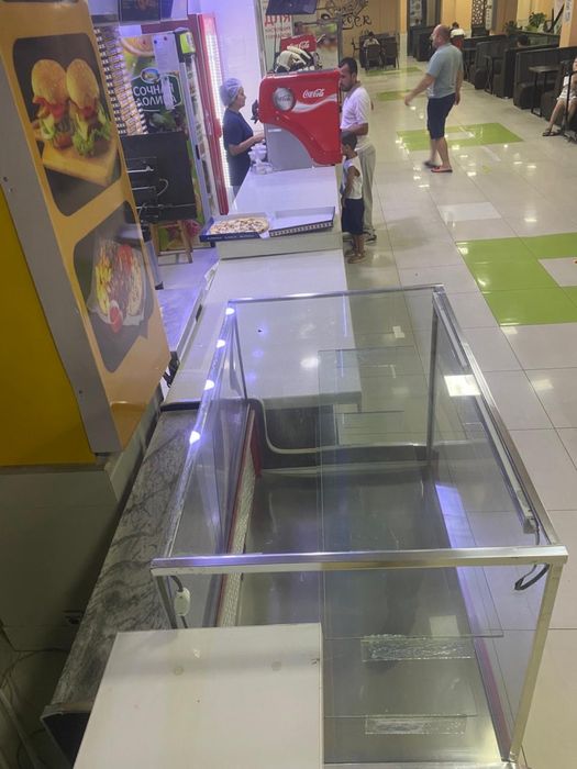 3 vitrinalik xolodelnik