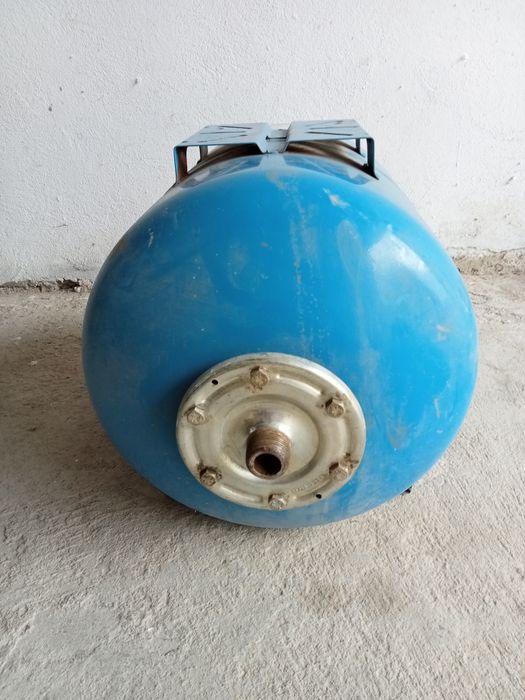 Vazul idrofor 50L