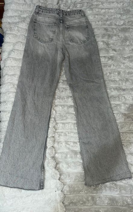 продам серые джинсы