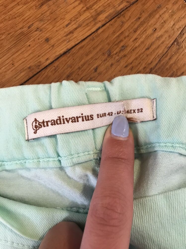 Дамски панталон Stradivarius