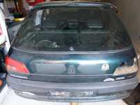 Продавам Peugeot 306 на части.