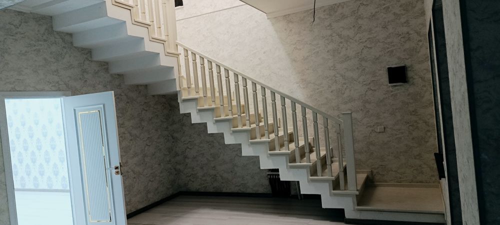 2 соток 6 ком + Хол + подвал 4 сан узла