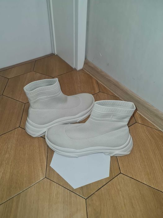 Спортни обувки Tommy Jeans, 41