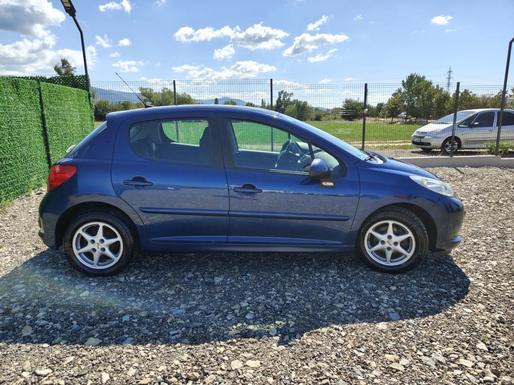 Peugeot 207 1.4 i