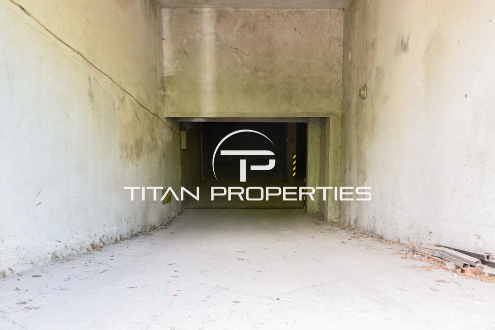 Продава се Двустаен апартамент в София, Слатина - 70 кв.м за 2572 €/кв.м - Снимка #12