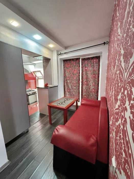 Сдам евро квартиру на Садык Азимова ц1