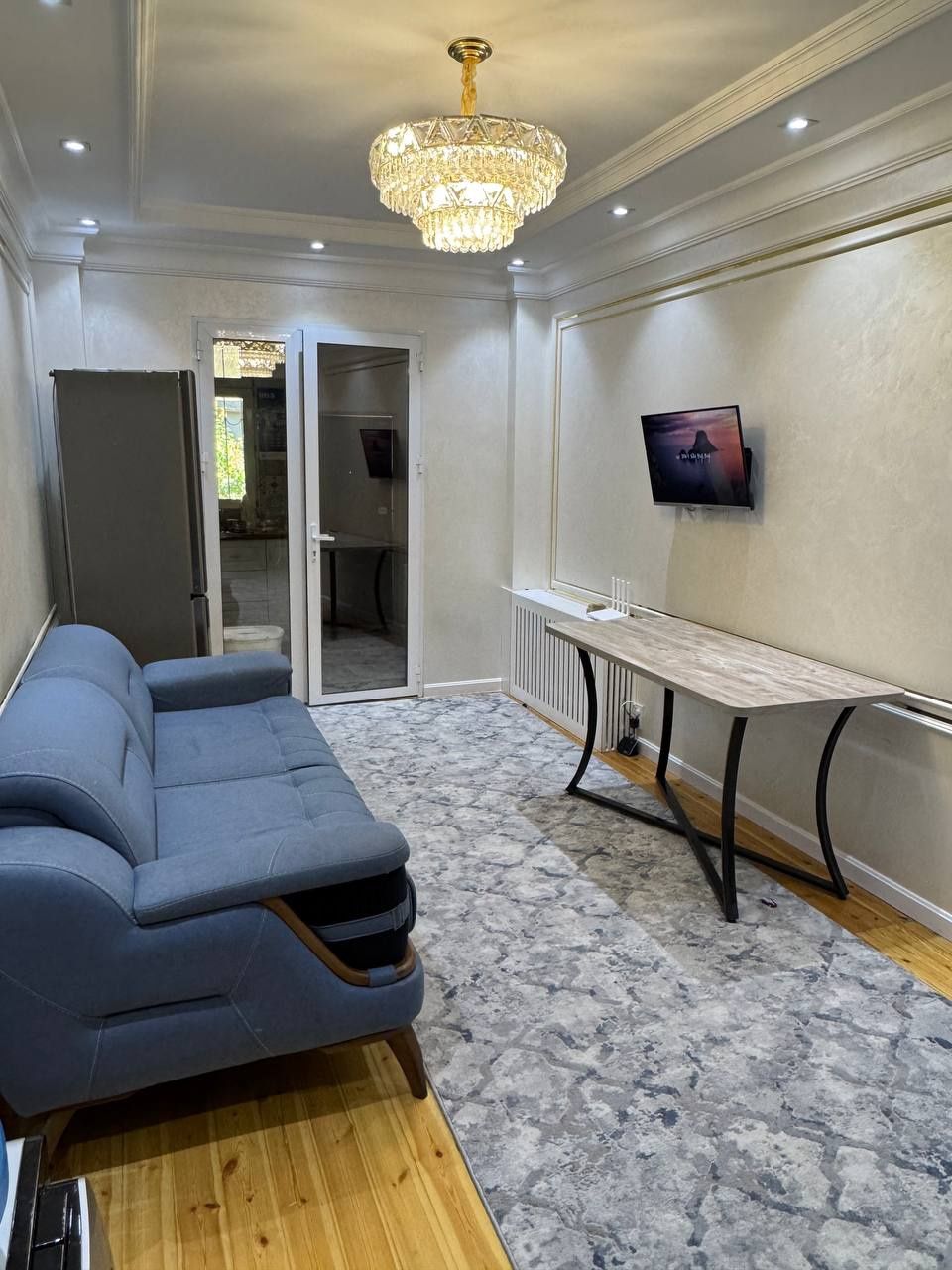 Продаётся квартира 1 этаж 2/3 комнат 88кв