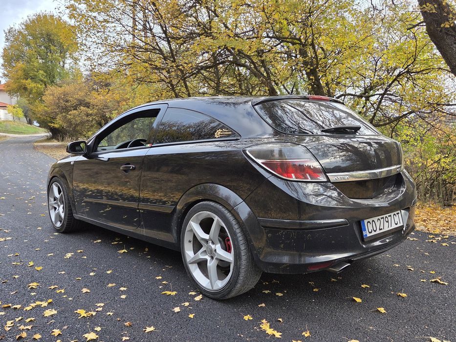 Opel Astra H GTC