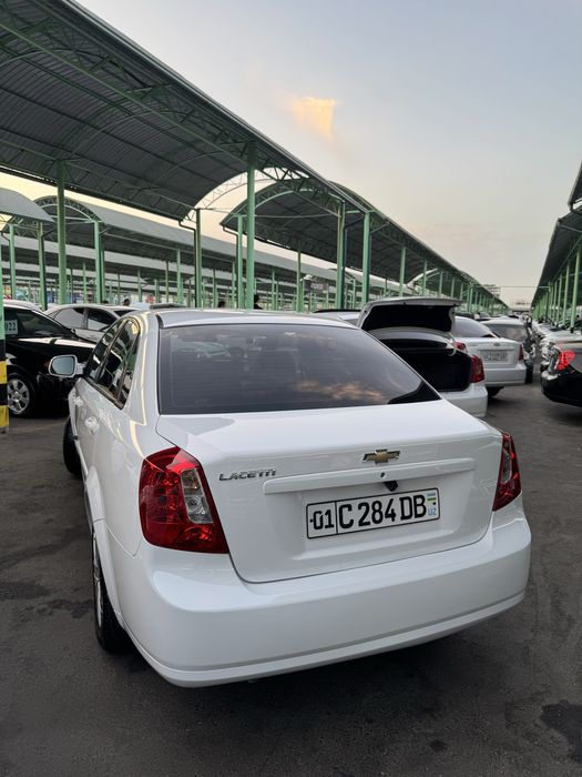 Gentra mehanika 45.000Km kraska toza