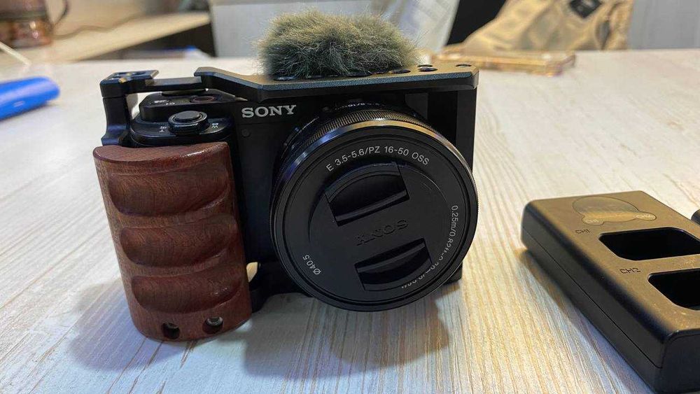 Sony ZV-E10 фотоаппарат сатылады