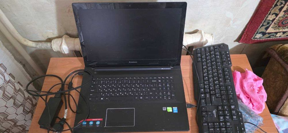Ноутбук Lenovo 17" i5