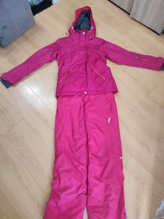 Дамска ски екипировка С размер