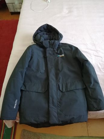 Продам зимнюю мужскую куртку Columbia