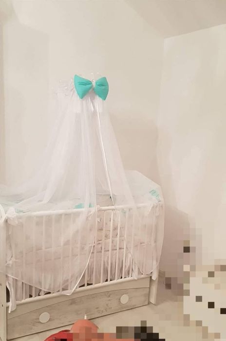 Vând pătuț bebelusi