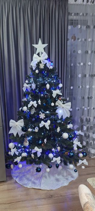 Brad artificial de Crăciun