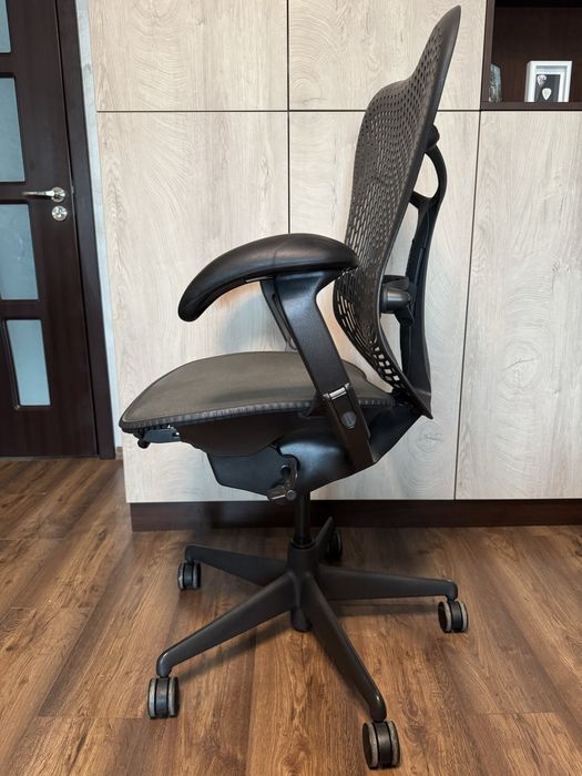 Herman Miller Mirra Graphite