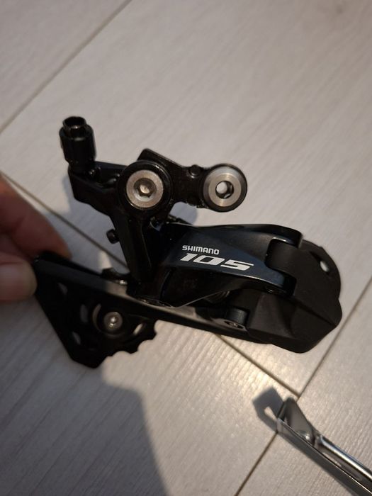 Заден дерайльор Shimano 105
