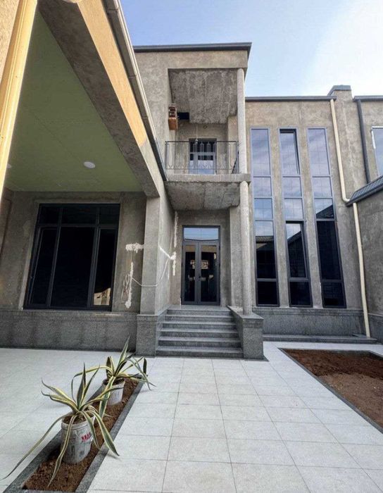 Коттедж. Евроремонт. Хайтек. ! СРОЧНО !