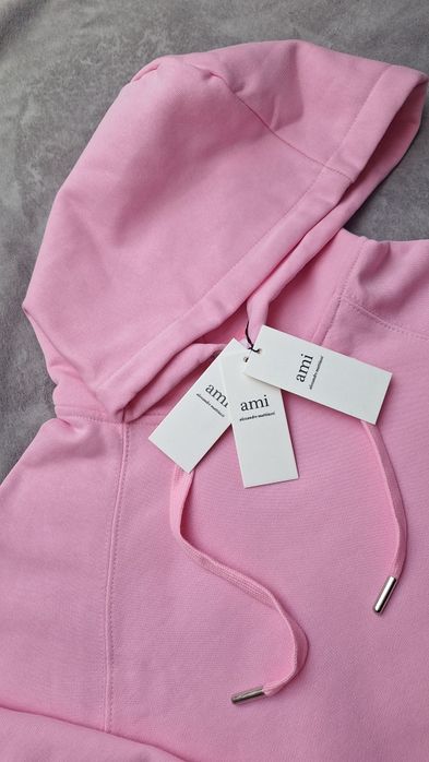 Vând hanorac Ami Paris pentru femei