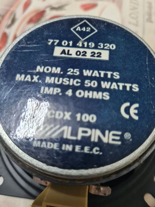 Boxe alpine noi.25w
