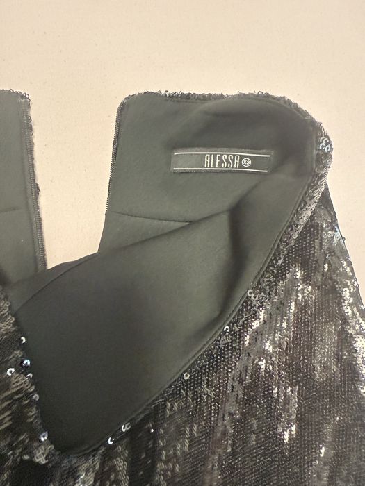 Луксозна черна пола