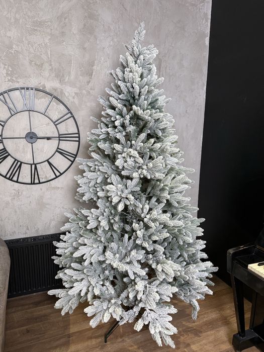 Елка новогодняя литая