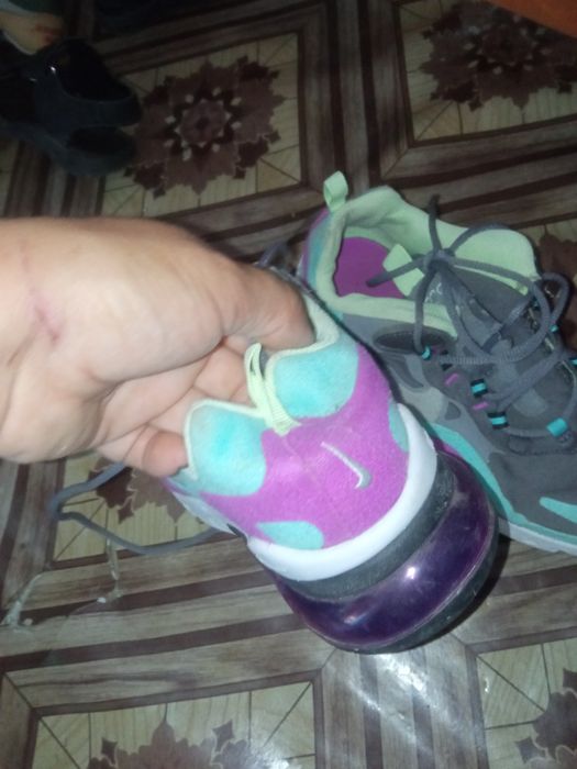 Adidași Nike Nr 37