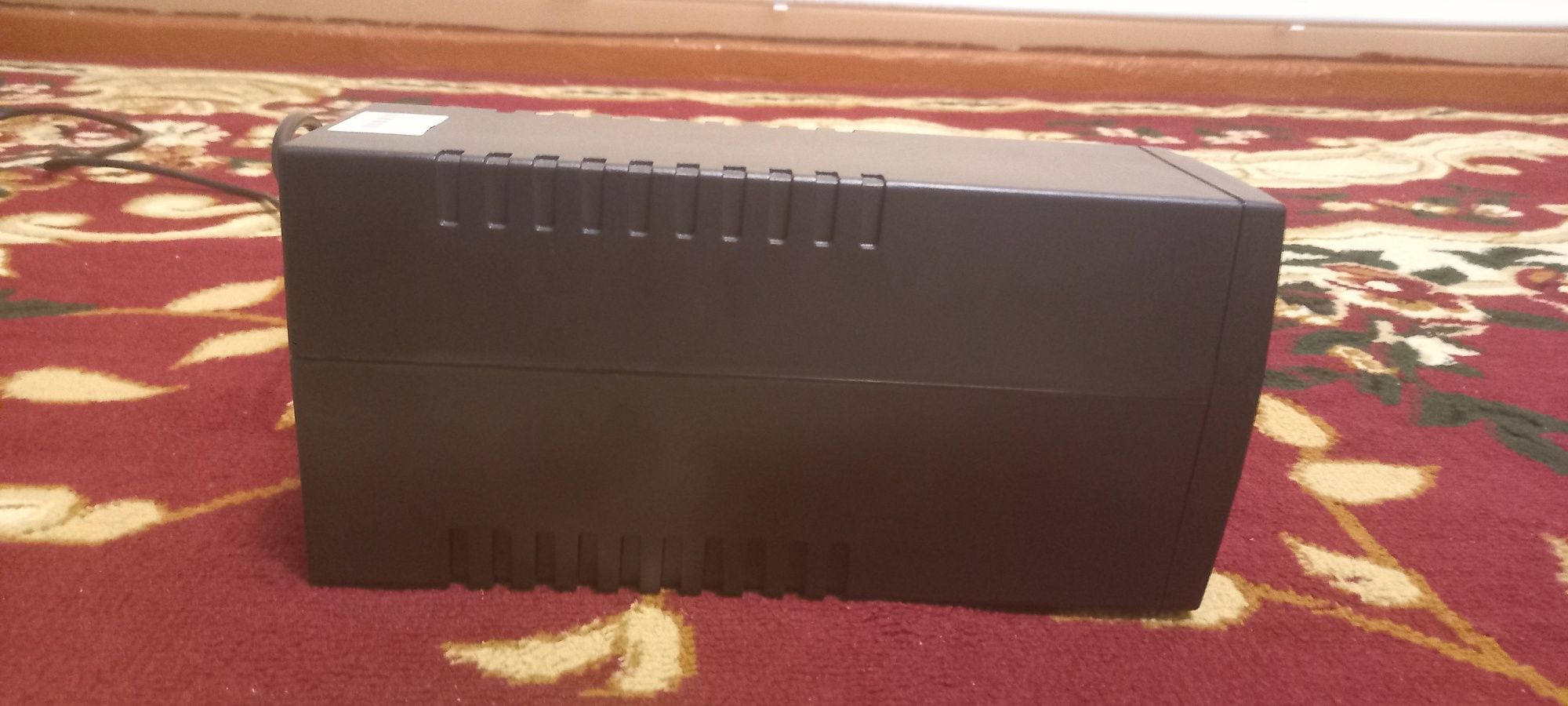 AVT KS 850 UPS источник памятник
