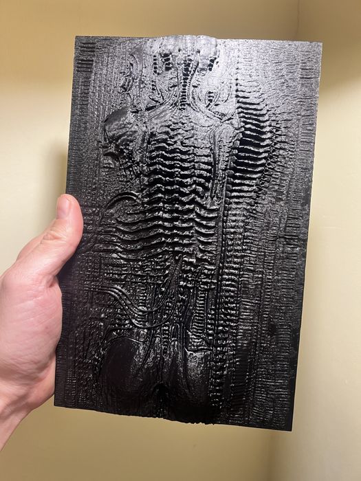 Statuie/tablou 3D H.R. Giger inspirata de “NYC VI TORSO”, 25cm