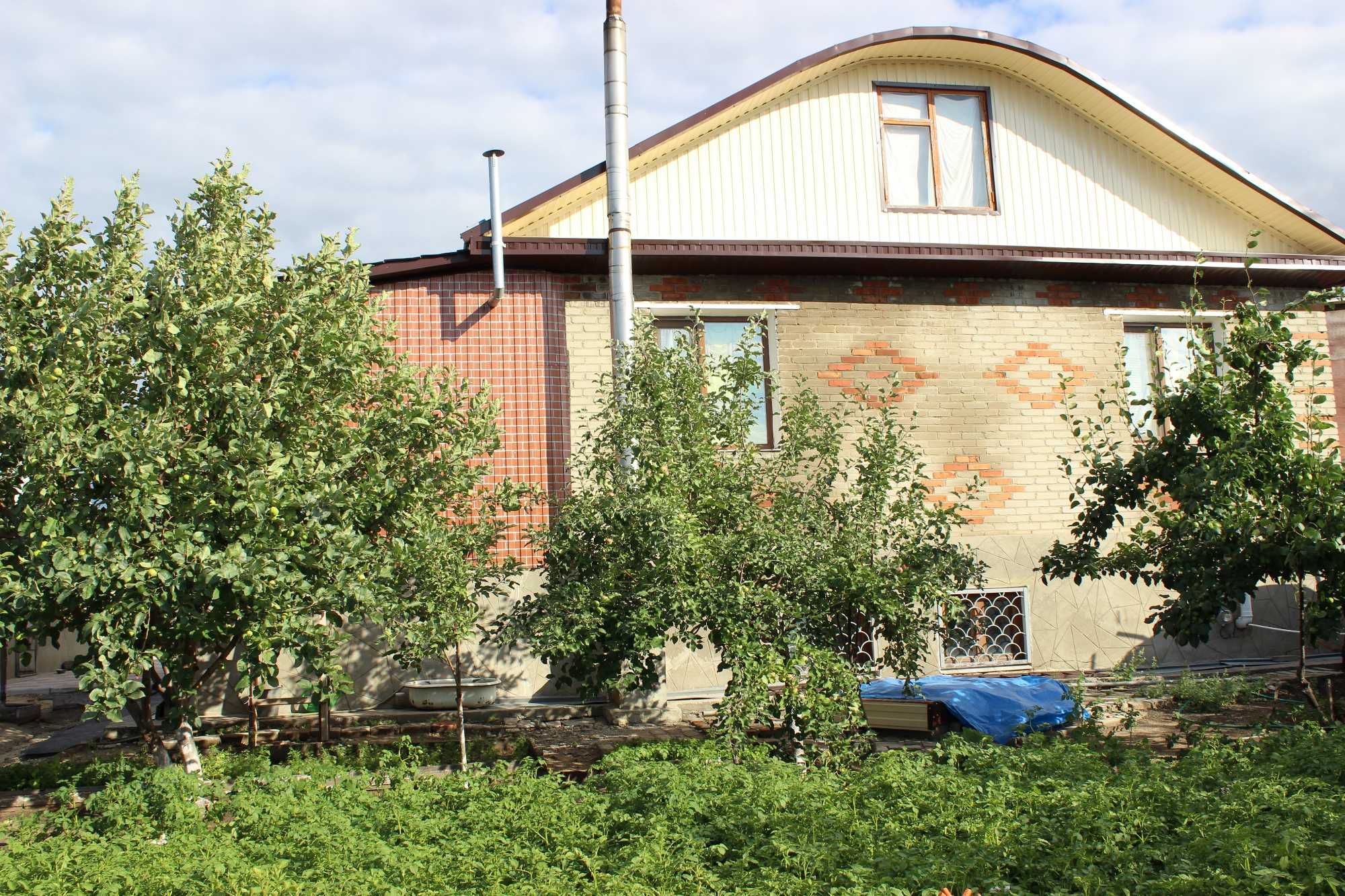 Срочно продается 6-комнатный дом,  153 м², 6 сот.