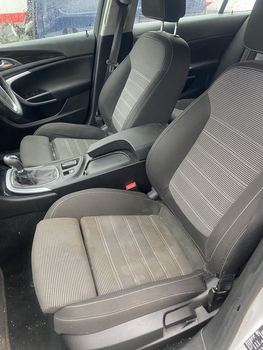 Спорт волан и салон Opel Insignia SRI