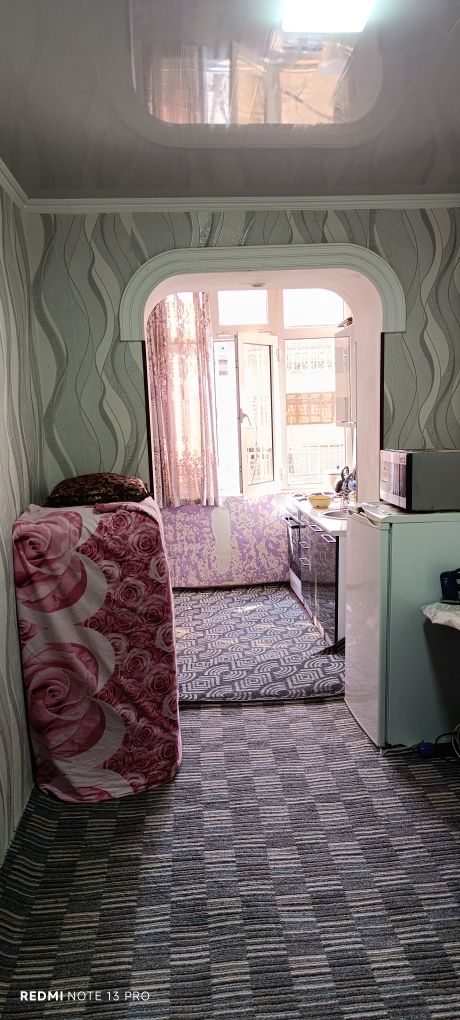 UY Sotiladi. 2-xonalai. Xamma Sharoit Bor. Remonti yangi.28000$.