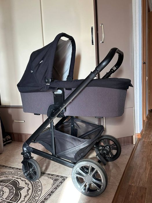 Коляска в хорошем состоянии