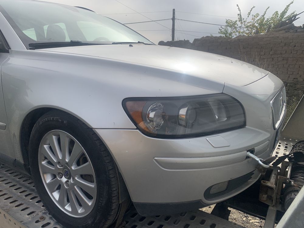 Volvo V50/Волво В50 2.4 Д5 На части!!!