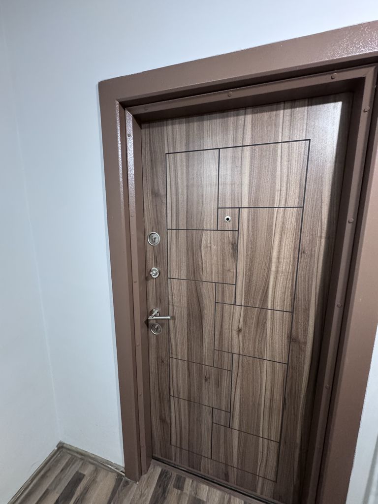 Продава се Двустаен апартамент в Казанлък - 64 кв.м за 702 €/кв.м - Снимка #4